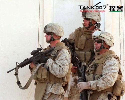 無處不在的中國制造——別懷疑，美軍戰術手電也是中國制造的！！