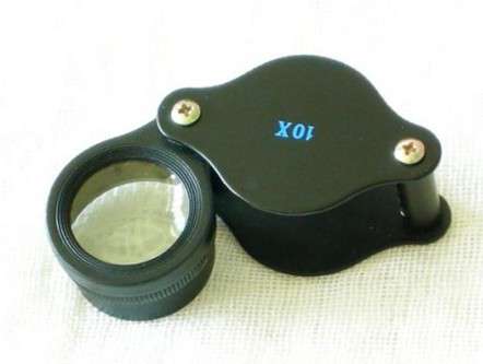 Tank007照玉手電在珠寶玉石行業的輔助工具中是必不可少的