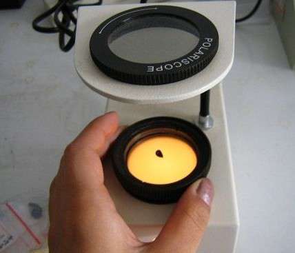 Tank007照玉手電在珠寶玉石行業的輔助工具中是必不可少的